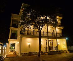 Negombo New Queen's Palace