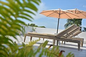 Negombo New Queen's Palace