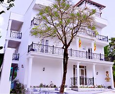 Negombo New Queen's Palace