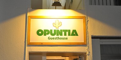Guesthouse Opuntia - Hostel