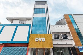 OYO 386 Hey Hotel