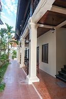 Y Not Lao Villa