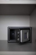 LeGeo-Luxurious Athenian Apartment