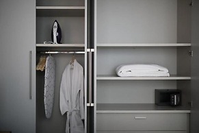 LeGeo-Luxurious Athenian Apartment