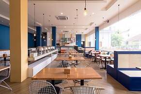 Capital O 436 Raz Residence