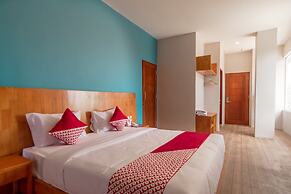 Capital O 436 Raz Residence