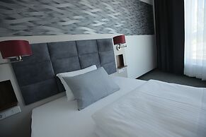 Hotel Starton am Ingolstadt Village