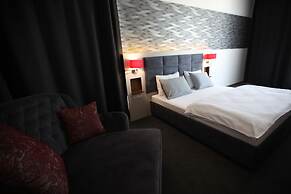 Hotel Starton am Ingolstadt Village