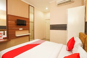 OYO 450 Semampir Residence