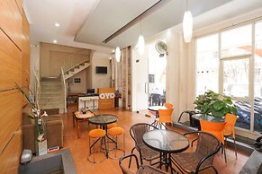 OYO 450 Semampir Residence