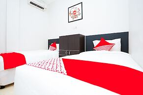 OYO 450 Semampir Residence