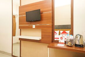 OYO 450 Semampir Residence