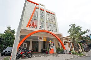 OYO 450 Semampir Residence