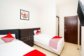 OYO 450 Semampir Residence