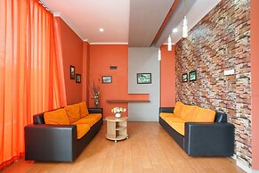 OYO 450 Semampir Residence