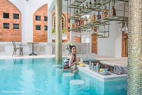 Lanna Oriental Hotel