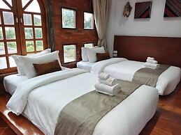 Lanna Oriental Hotel