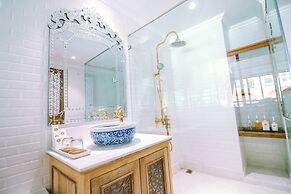 Lanna Oriental Hotel