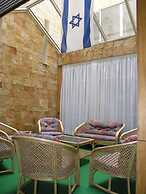 Beth-Shalom Hotel