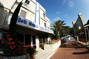 Beth-Shalom Hotel