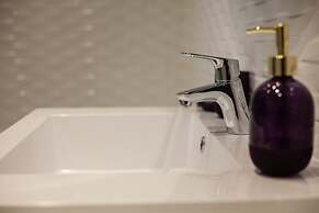 Luxury Central Apartment