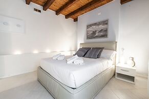 Venetian Exclusive Apartment R&R
