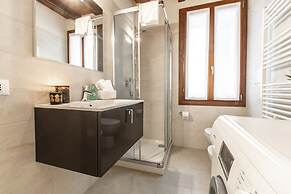 Venetian Exclusive Apartment R&R