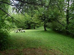 Storybook Riverside Inn