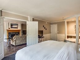 Leavenworth Village Inn