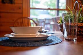 26 Bearfoot Landing 2 Bedroom Cabin by RedAwning