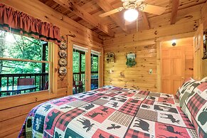 26 Bearfoot Landing 2 Bedroom Cabin by RedAwning