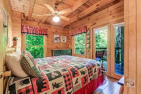 26 Bearfoot Landing 2 Bedroom Cabin by RedAwning