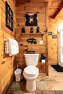 26 Bearfoot Landing 2 Bedroom Cabin by RedAwning