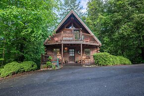 26 Bearfoot Landing 2 Bedroom Cabin by RedAwning