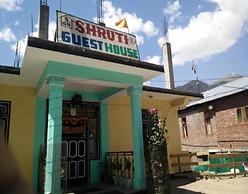 StayApart - Shruti Guest House