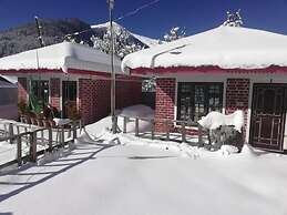 StayApart - Shruti Guest House