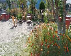 StayApart - Shruti Guest House