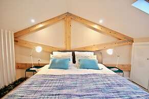 Akicity Amoreiras Jade