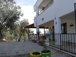 Kaymak Tepesi Tatil Evi