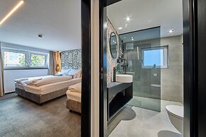 ThePoolhouse Boutique Lodge