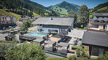 ThePoolhouse Boutique Lodge