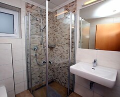 ThePoolhouse Boutique Lodge