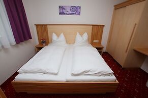 ThePoolhouse Boutique Lodge