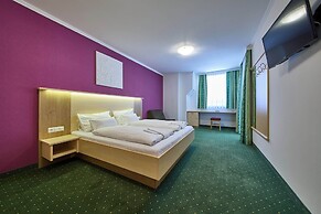 ThePoolhouse Boutique Lodge