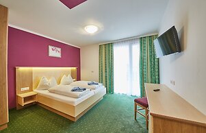 ThePoolhouse Boutique Lodge