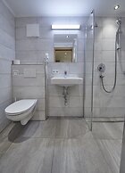 ThePoolhouse Boutique Lodge