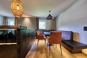 ThePoolhouse Boutique Lodge