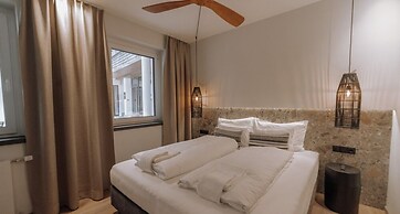 ThePoolhouse Boutique Lodge