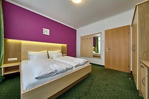 ThePoolhouse Boutique Lodge