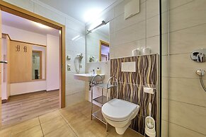 ThePoolhouse Boutique Lodge